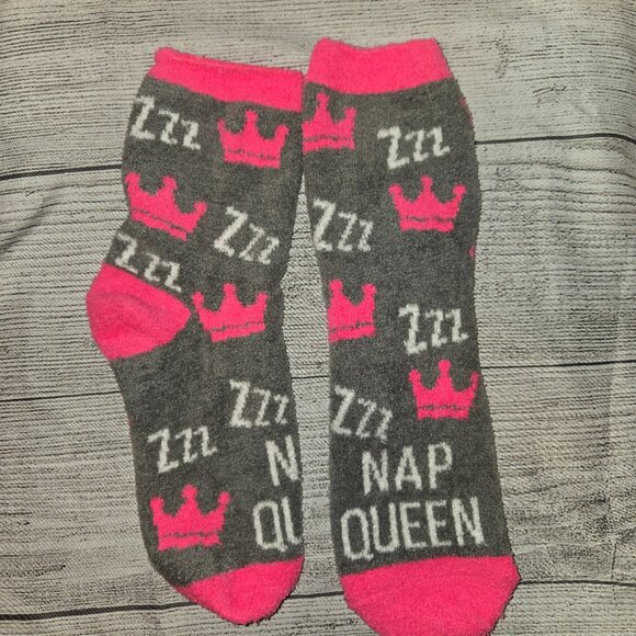 Nap Queen Super Soft Socks - Picture 1 of 1